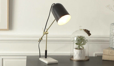 Lampka na biurko - jak wybrać odpowiednią?