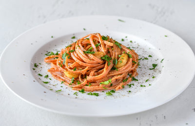 Włochy na talerzu; wykwintny makaron spaghetti aglio e olio