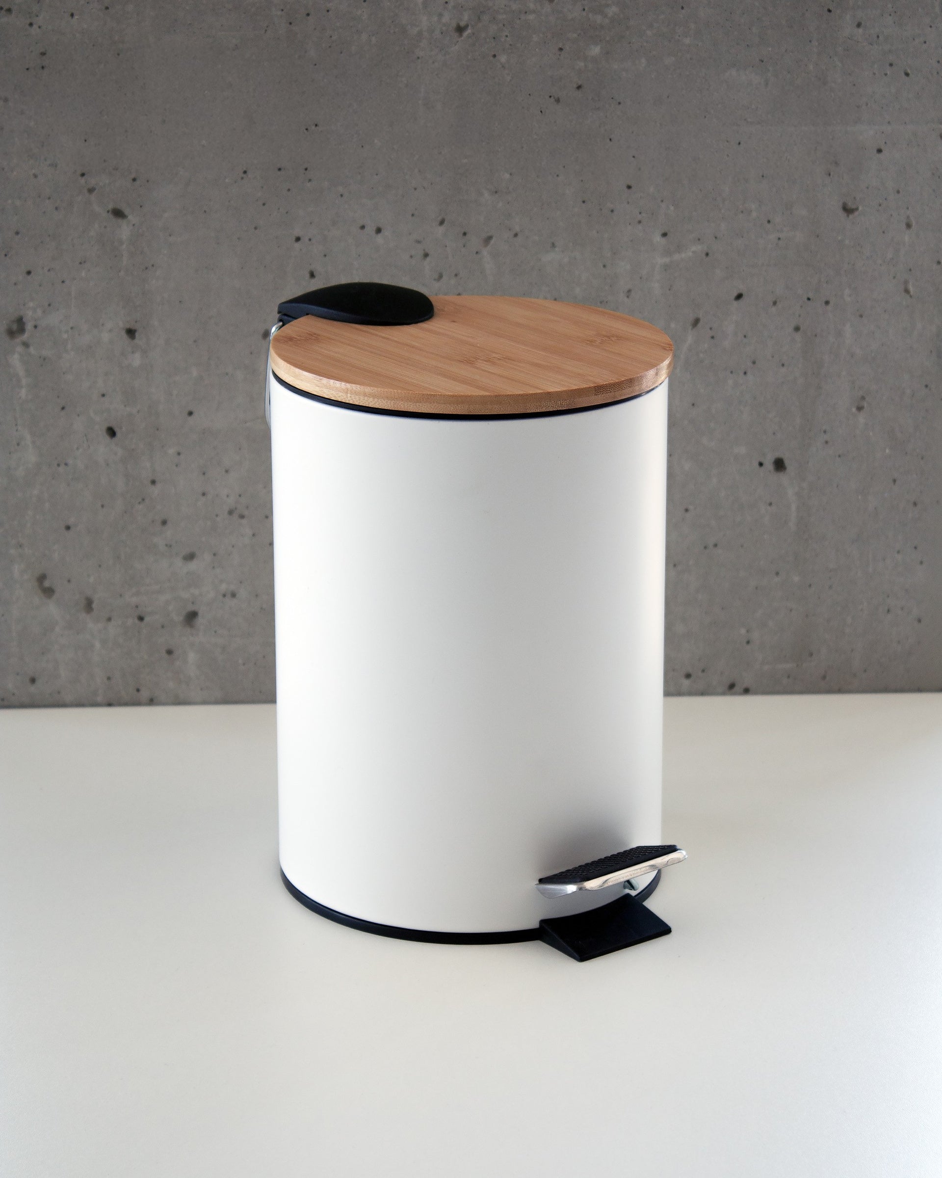 Kosz łazienkowy z bambusem ZETRU, 3 l