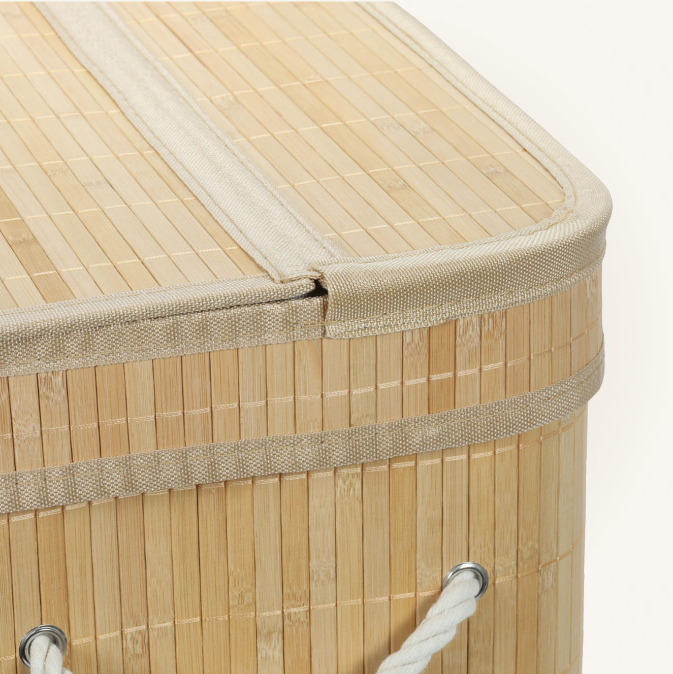 Bambusowy kosz na pranie z pokrywą LUVA, 80 l