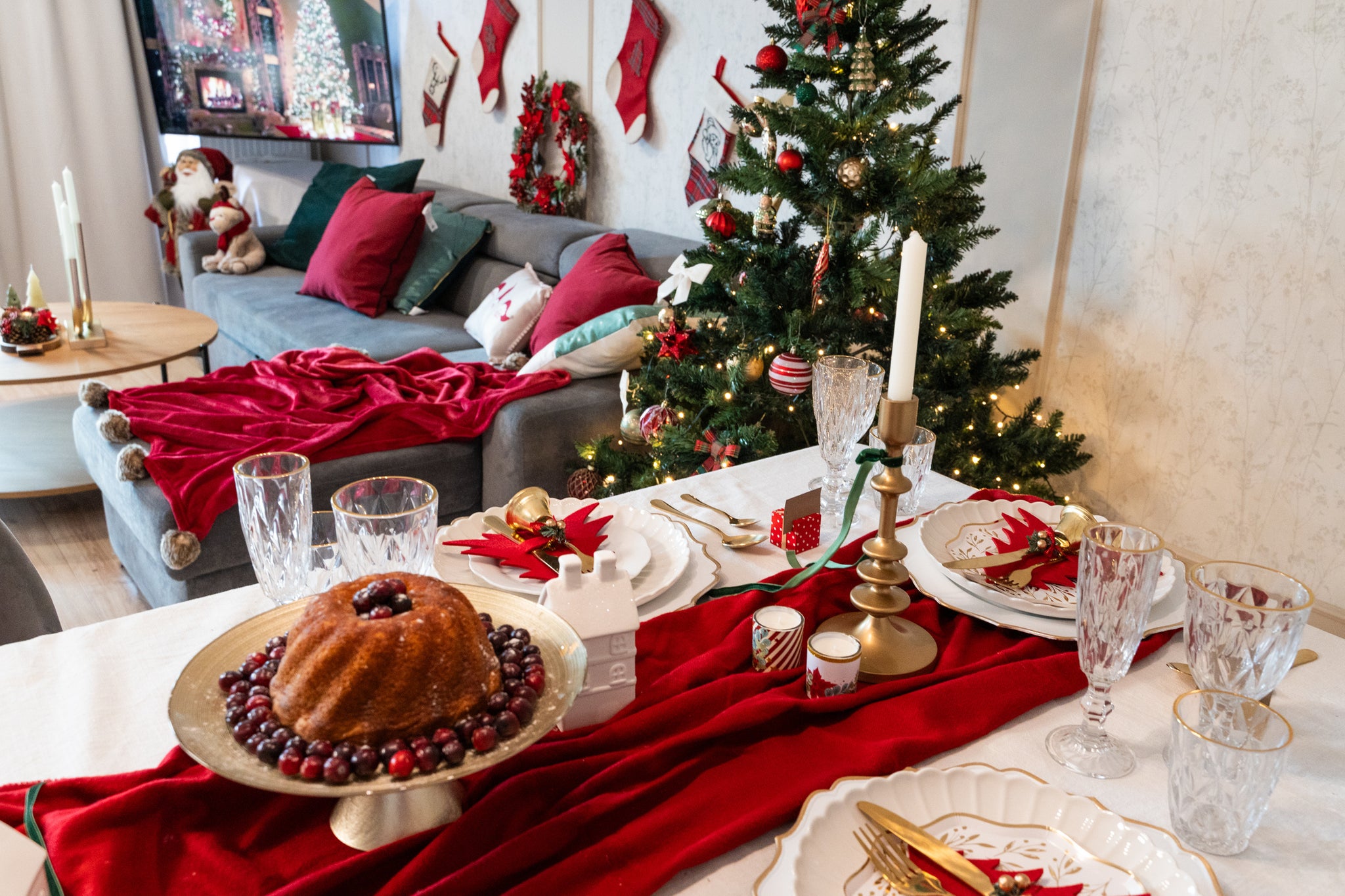 Zestaw świeczek zapachowych w ozdobnym pudełku, 6 szt.