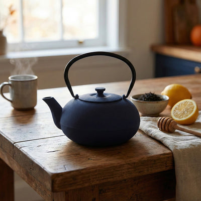 Czajnik żeliwny z zaparzaczem NOMI, 800 ml