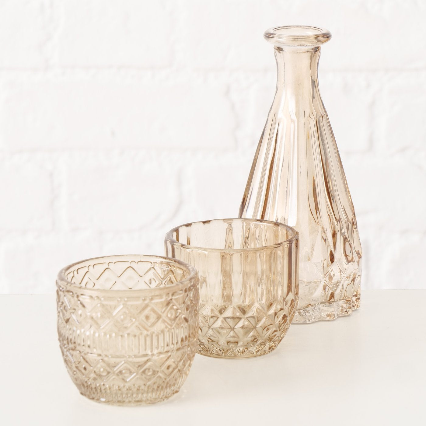 Zestaw szklanych dekoracji CHERIN, świeczniki i wazon