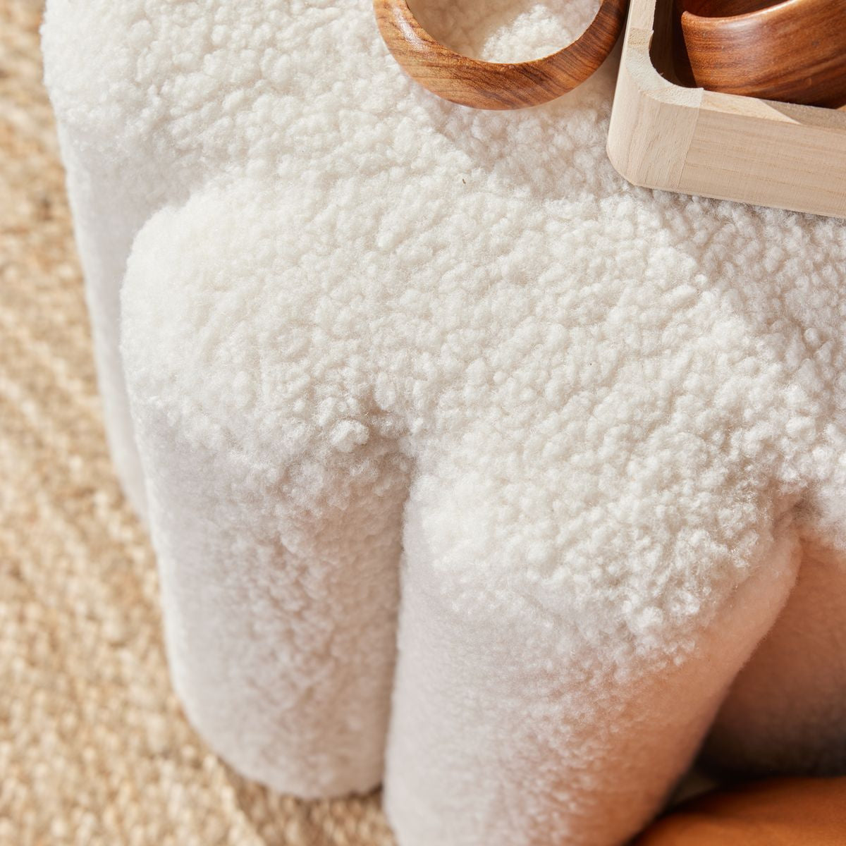 Pufa dekoracyjna bouclé, 38 x 40 cm, MOKA