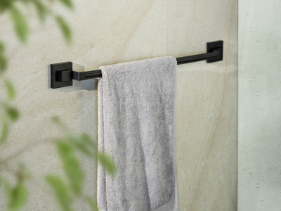 OUTLET Drążek na ręczniki QUADRO, montaż bez wiercenia