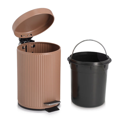 Metalowy kosz łazienkowy BRASS TONE, 3 l
