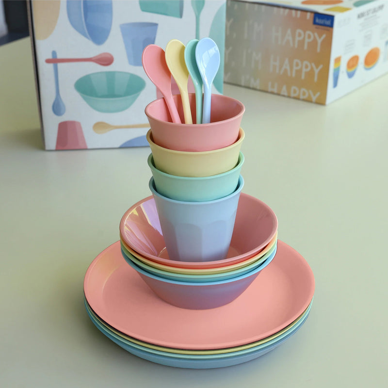 Zestaw naczyń turystycznych NORA MACARONS, 16-częściowy, KOZIOL