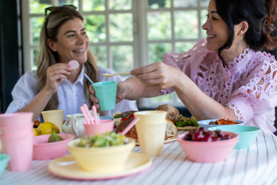 Zestaw naczyń turystycznych NORA MACARONS, 16-częściowy, KOZIOL