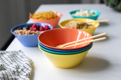 Zestaw naczyń turystycznych NORA LOLLIPOP, 16-częściowy, KOZIOL