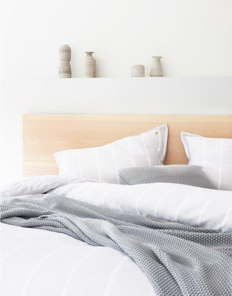 Komplet bawełnianej pościeli 200 x 220 cm dla 2 osób SKAURA, Marc O&