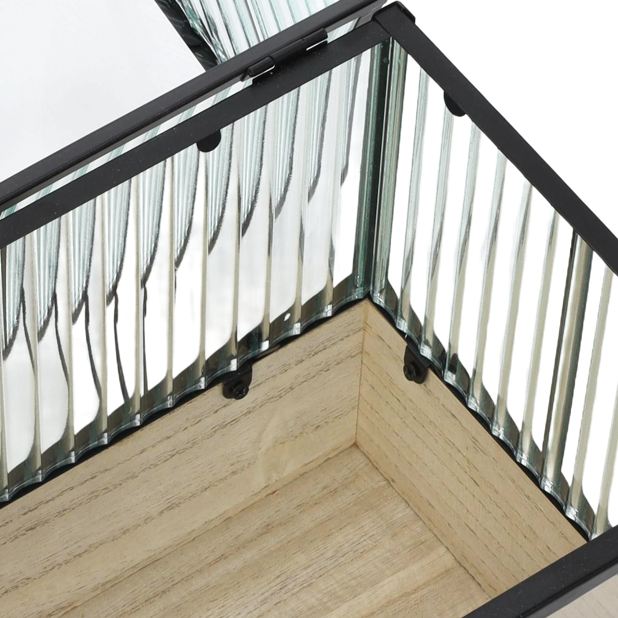 Mini szklarnia domowa, na drewnianej podstawie