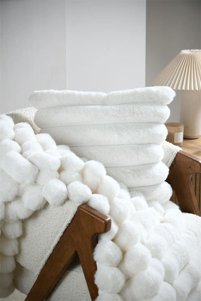 Poduszka dekoracyjna POLARY w grube prążki, 45 x 45 cm