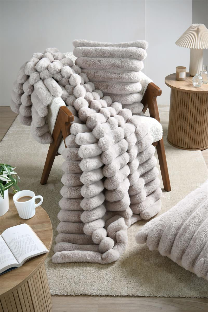 Poduszka dekoracyjna POLARY w grube prążki, 50 x 80 cm