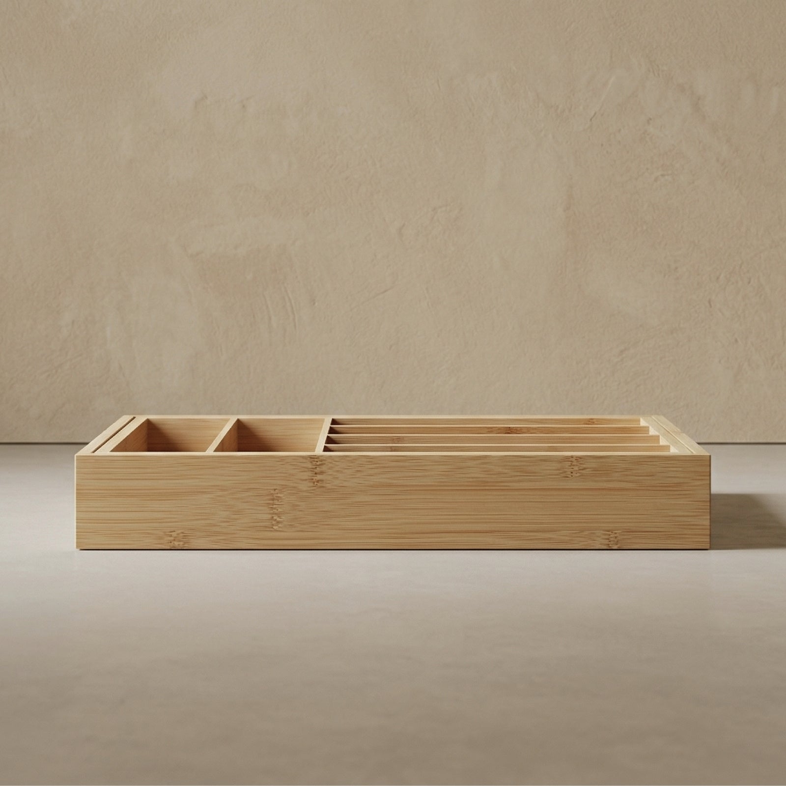 Rozkładany organizer na sztućce VARIO, 53 x 33-43 cm, bambus