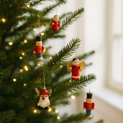 Zestaw drewnianych zabawek choinkowych, 12 szt. 