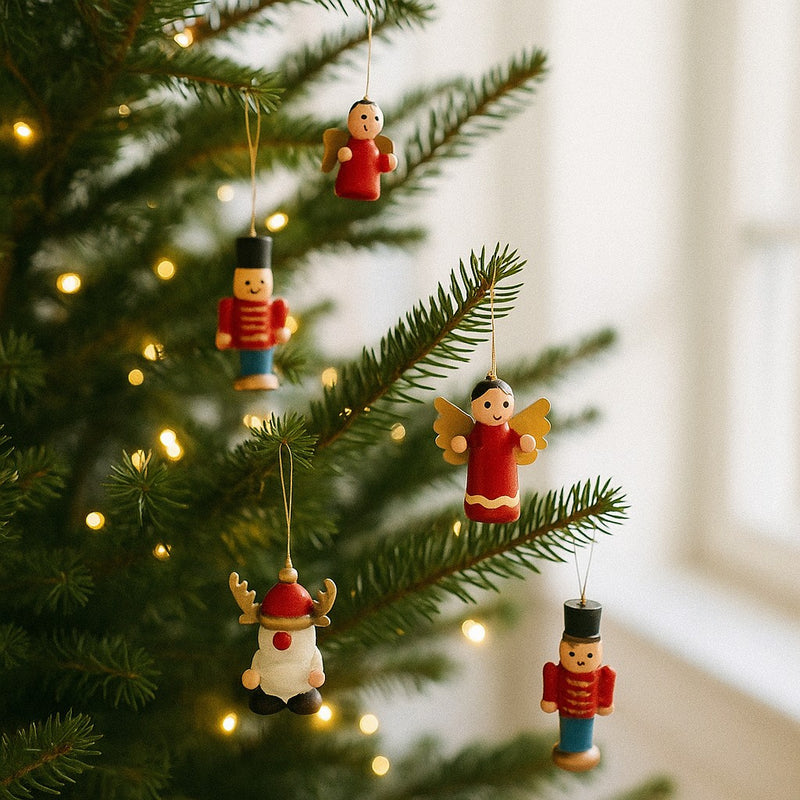 Zestaw drewnianych zabawek choinkowych, 12 szt. 