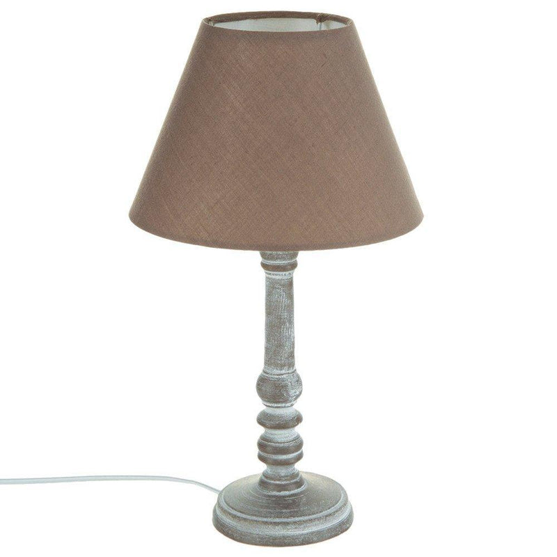Lampka stojąca z drewnianą podstawką, ciekawy dodatek do oświetlenia pomieszczeń w stylu vintage
