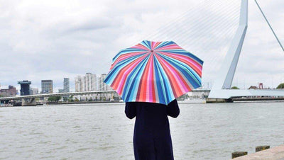 Parasolka damska w kolorowy wzór