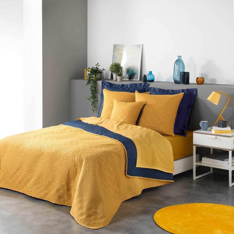 Narzuta na łóżko 220 x 240 cm żółty i niebieski COTTAGE
