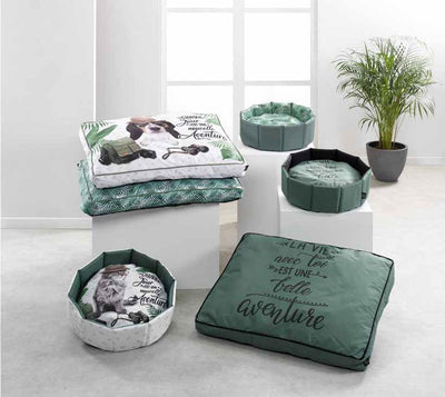 Poduszka dla psa i kota AVENTURE, 80 x 60 x 8 cm, zielona